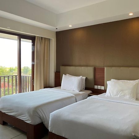 New Kuta Hotel By Lorin Uluwatu Екстериор снимка
