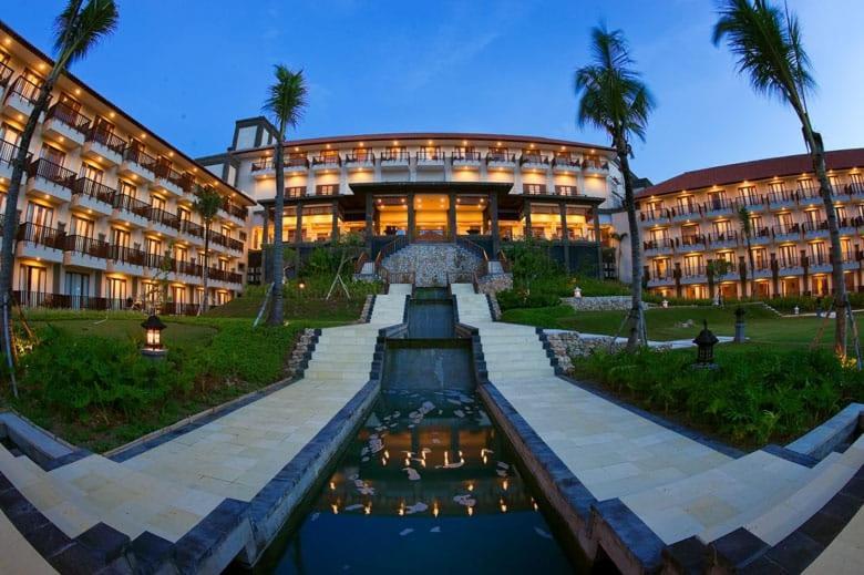 New Kuta Hotel By Lorin Uluwatu Екстериор снимка